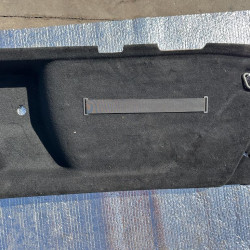 Trunk interior side knockout Volvo V60 32131401