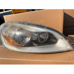 Far dreapta fata halogen Volvo XC60 2009-2013 30763146