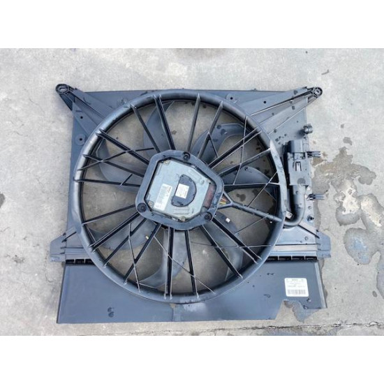 Radiator fan Volvo XC90 2003-2007 30645719