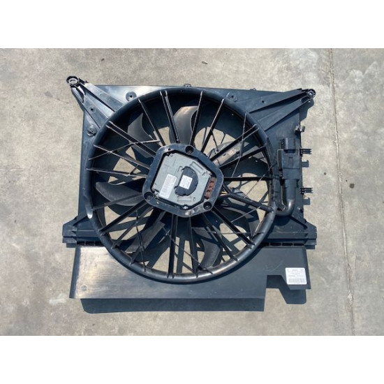 Radiator fan Volvo XC90 2003-2007 31111543