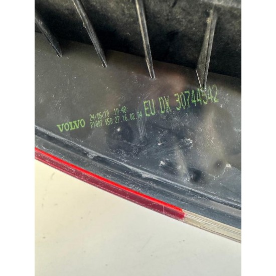 Stop dreapta spate Volvo V50 30744542 30763510 30763512 Stop dreapta spate Volvo V50 30744542 30763510 30763512