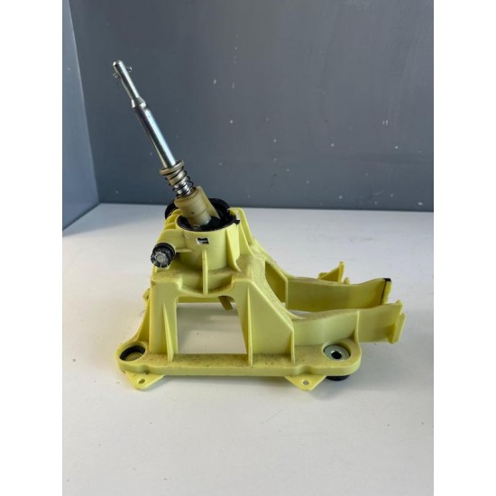 Geartstick manual VOLVO V50 2011 31367097