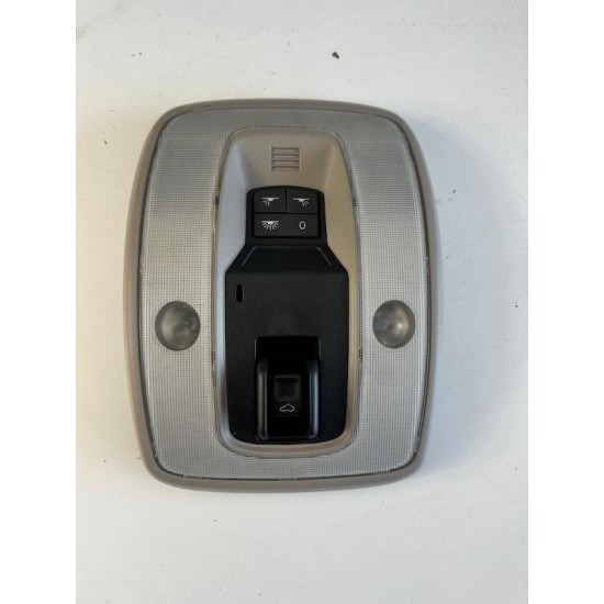 Upper map dome light Volvo V50 2011 facelift 39806304 Upper map dome light Volvo V50 2011 facelift 39806304