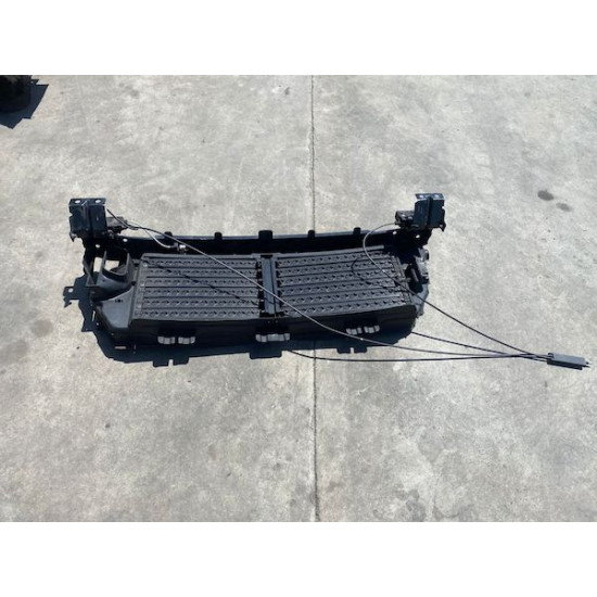 Trager Volvo XC90 2016-2022 31425917 