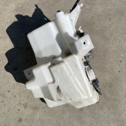 Winsdscreen washer reservoir Volvo V40 V40CC 31276094 31276095 31391616 31276097
