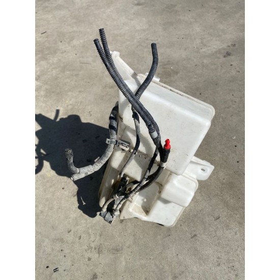 Winsdscreen washer reservoir Volvo V40 V40CC 31276094 31276095 31391616 31276097