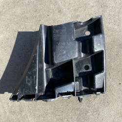 Front left bumper mounting bracket Volvo V40 V40CC 2012-2019 31395101