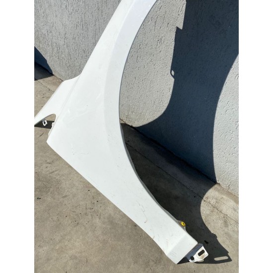 Aripa Dreapta VOLVO V40 Cross Country 31301262
