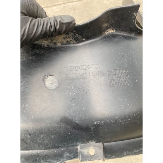 Carenaj stanga fata VOLVO XC90 30763614