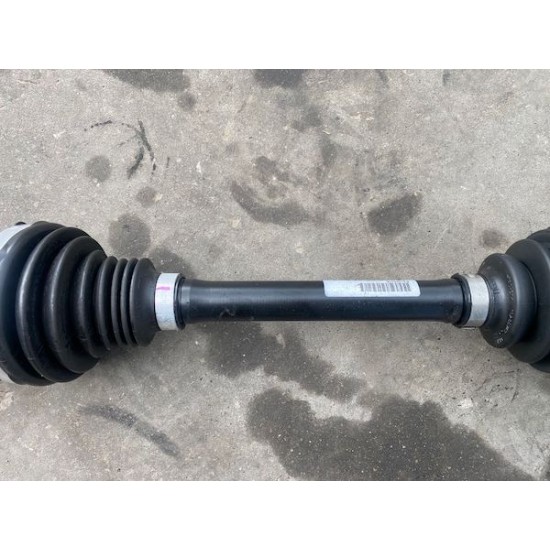 Front left drive shaft automatic Volvo S60 V60 V70 2014-2018 31325116 36010060 Front left drive shaft automatic Volvo S60 V60 V70 2014-2018 31325116 36010060