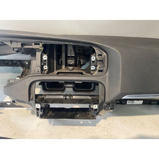 Kit airbag-uri plansa de bord VOLVO V40 2012-2018 1303904 Kit airbag-uri plansa de bord VOLVO V40 2012-2018 1303904