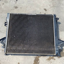 Engine Cooling Radiator Volvo XC90 30723910 31293550