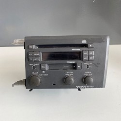 Casetofon unitate radio CD player Volvo S60 V70 2000-2004 8651152 HU-603