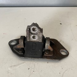 Tampon motor dreapta Volvo XC90 V70 S60 8624757 30748811