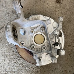 Rear left knuckle VOLVO S90 V90 2017+ 31658529