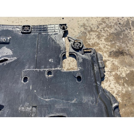 Protecting casing VOLVO V40 2012-2019 31349714