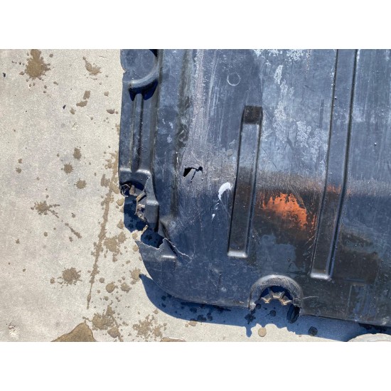 Protecting casing VOLVO V40 2012-2019 31349714