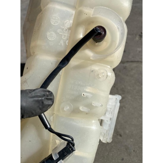 Expansion tank Volvo V40 V40CC 2012+ 31338764