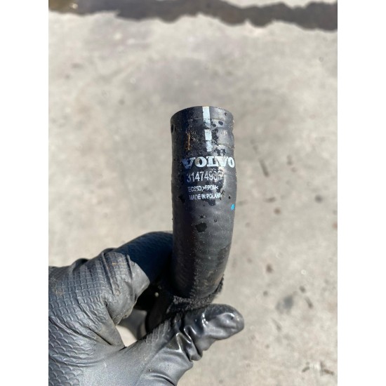 Water hose Volvo V40 31474986