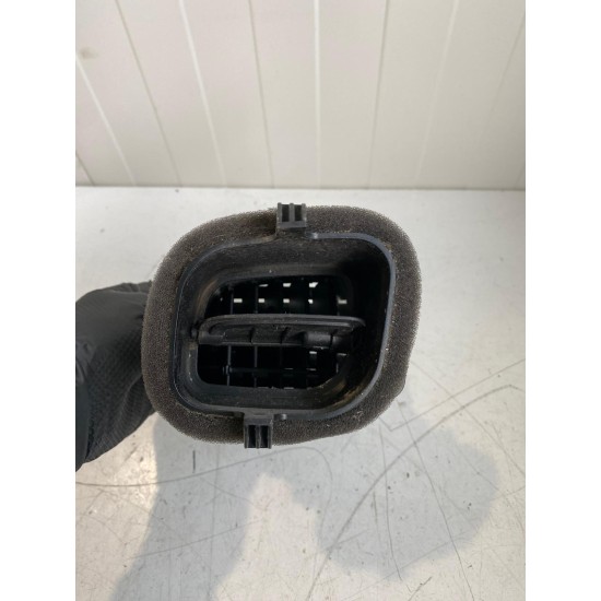 Grila aerisire bord stanga fata Volvo V40 S60 V60 30791697 31393996