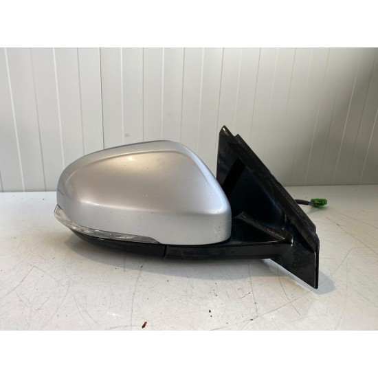 Oglinda dreapta rabatabila cu bec 12 fire VOLVO V40 R-DESIGN 31278142 31299643