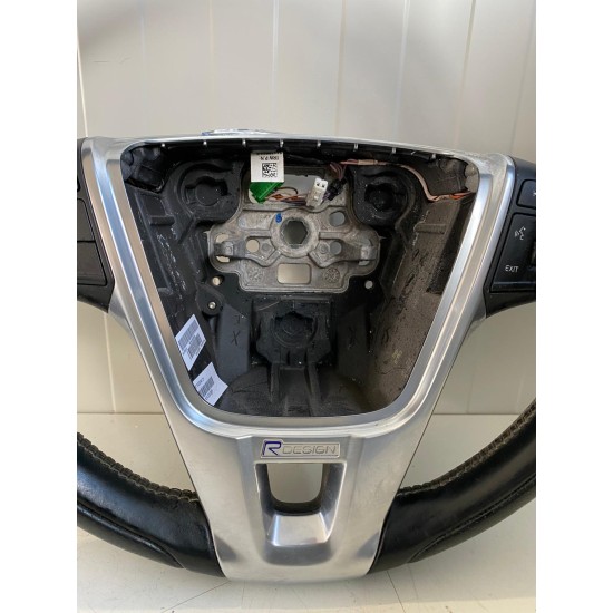 Volan Piele cu Crom R-Design Volvo V40 V60 S60 XC60 31332927 34152636 Volan Piele cu Crom R-Design Volvo V40 V60 S60 XC60 31332927 34152636