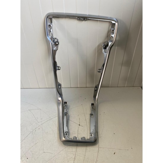 Central control panel trim R-DESIGN Volvo V40 V40CC 08632746 8632746 8632794 31348926 9123189