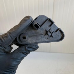 Left radiator retainer Volvo S60 V60 XC60 XC70 V70 S80 V40 30723366