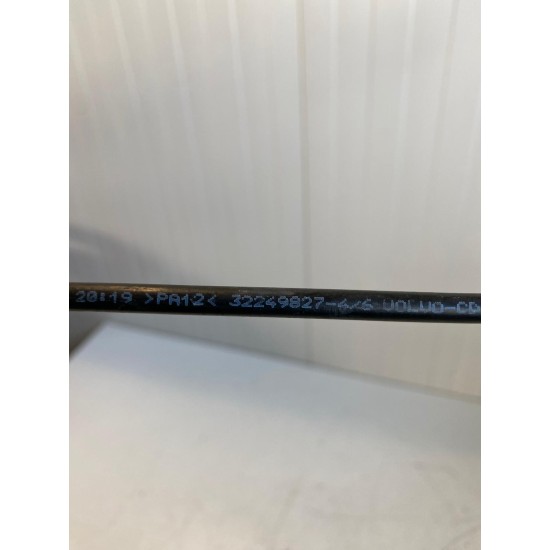 Water hose Volvo V40 32249827 Water hose Volvo V40 32249827