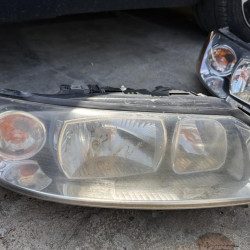 Right headlight halogen Volvo S60 V70 XC70 2005-2010 30698836