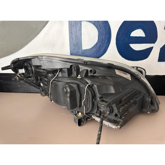 Far stanga xenon Volvo XC60 2008-2013 30763137