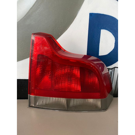 Tail Lamp Right VOLVO S60 2001-2004 8664080/8664082