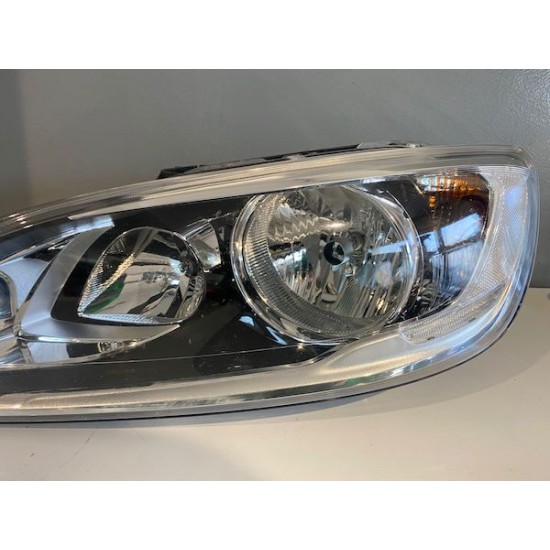 Left headlight halogen Volvo V60 S60 2014-2018 31420117