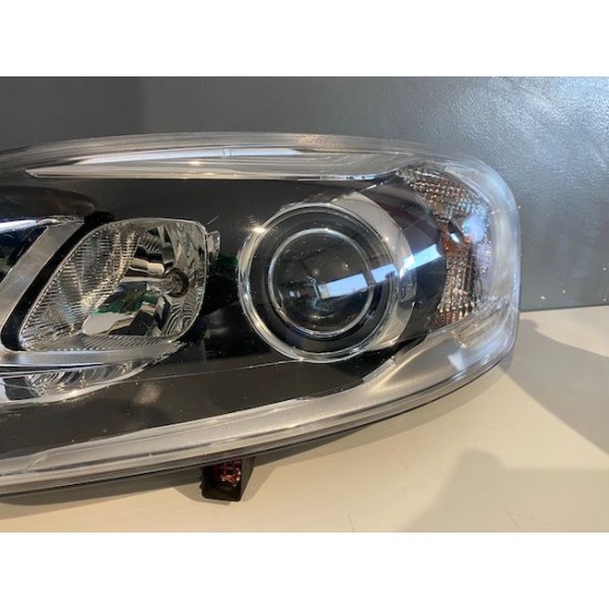 Left headlight with xenon adaptive Volvo XC60 FACELIFT 2014-2017 31420257