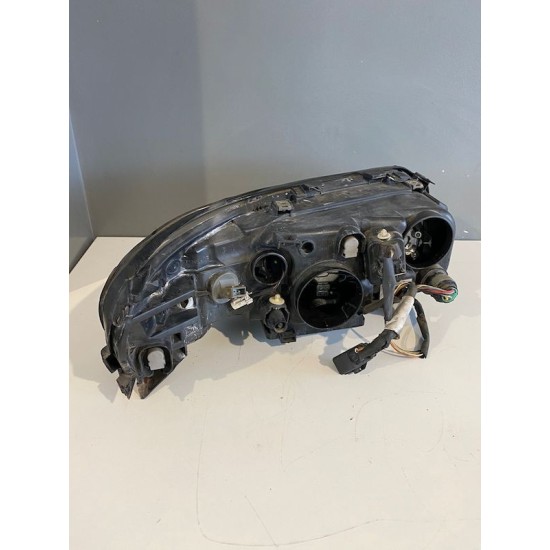 Far stanga VOLVO S60 2004-2010 30698845 89900277