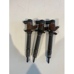 Engine injectors VOLVO S60 S80 V70 XC70 XC90 36050290 8602667 8658351 36050290 36050288