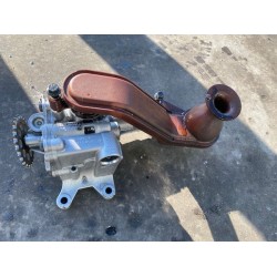 Pompa ulei VOLVO V60 XC70 V40 V70 S60 XC60 31330979 31452517 31670241 