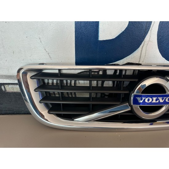 Grila bara fata Volvo V50 2010+ 31290532