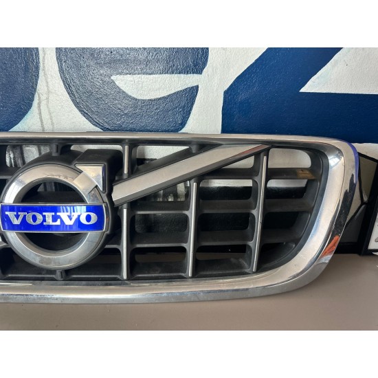 Grila bara fata Volvo V70 2010+ 31283895