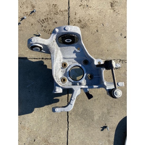 Rear right knuckle VOLVO XC90 31658534 32395005 31658320