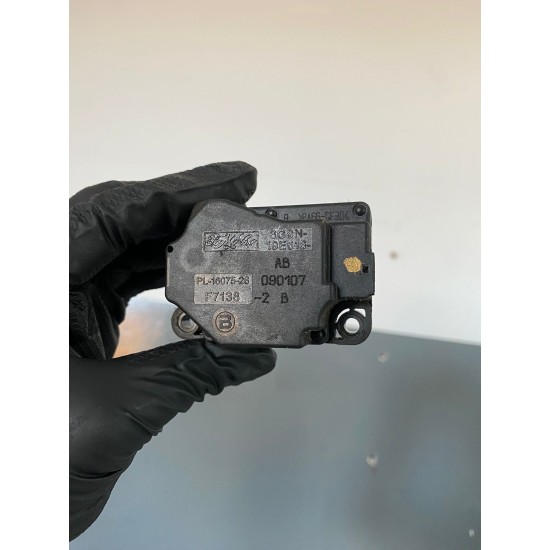 Motoras clapeta incalzire VOLVO XC60 V70 XC70 6G9N-19E616-AB 31348271