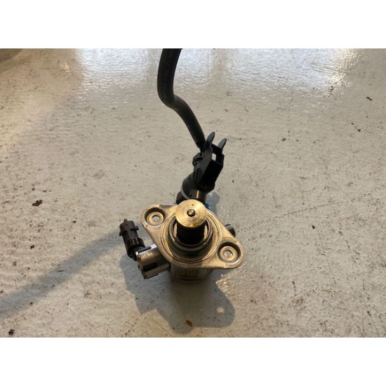 High pressure pump Mild Hybrid 1.5 benzina VOLVO XC40 2020 31405318