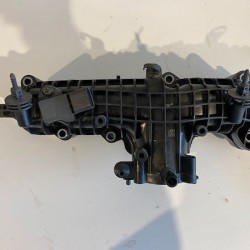 Intake manifold Mild Hybrid 1.5 benzine VOLVO XC40 2020 32257849