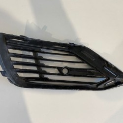 Hybrid right front bumper grille VOLVO S60 V60 V60CC 2018+ 31688827