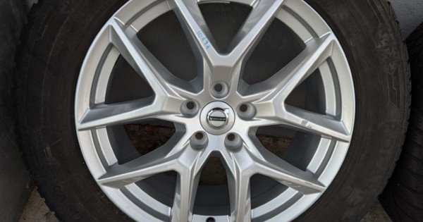 PXL_20241217_142435510-