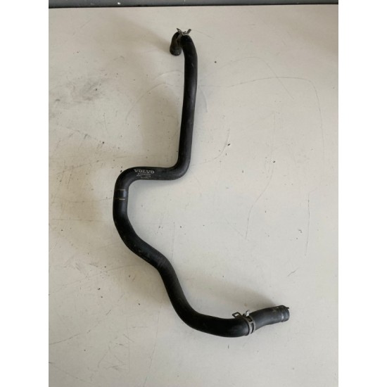 Oil cooler pipe Volvo S60 V60 S90 V90 XC40 XC60 XC90 31338302 31338885