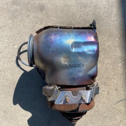  Catalytic converter VOLVO XC90 2019 32225501 36011579
