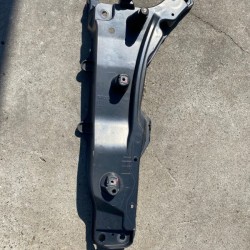 Bracket Fender Front Left VOLVO XC90 2015+ 31391777