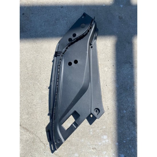 Right Fender Filler Panel Volvo XC90 2015-2022 31442734