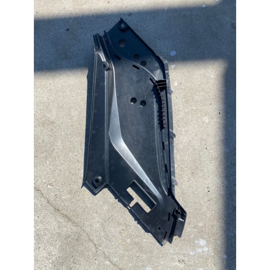 Right Fender Filler Panel Volvo XC90 2015-2022 31442734